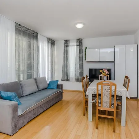 Apartment Beautiful In With Wifi *
